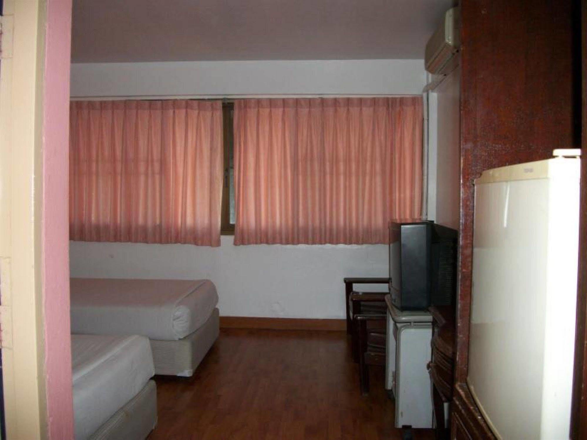 Sawasdee Hotel Khon Kaen Extérieur photo