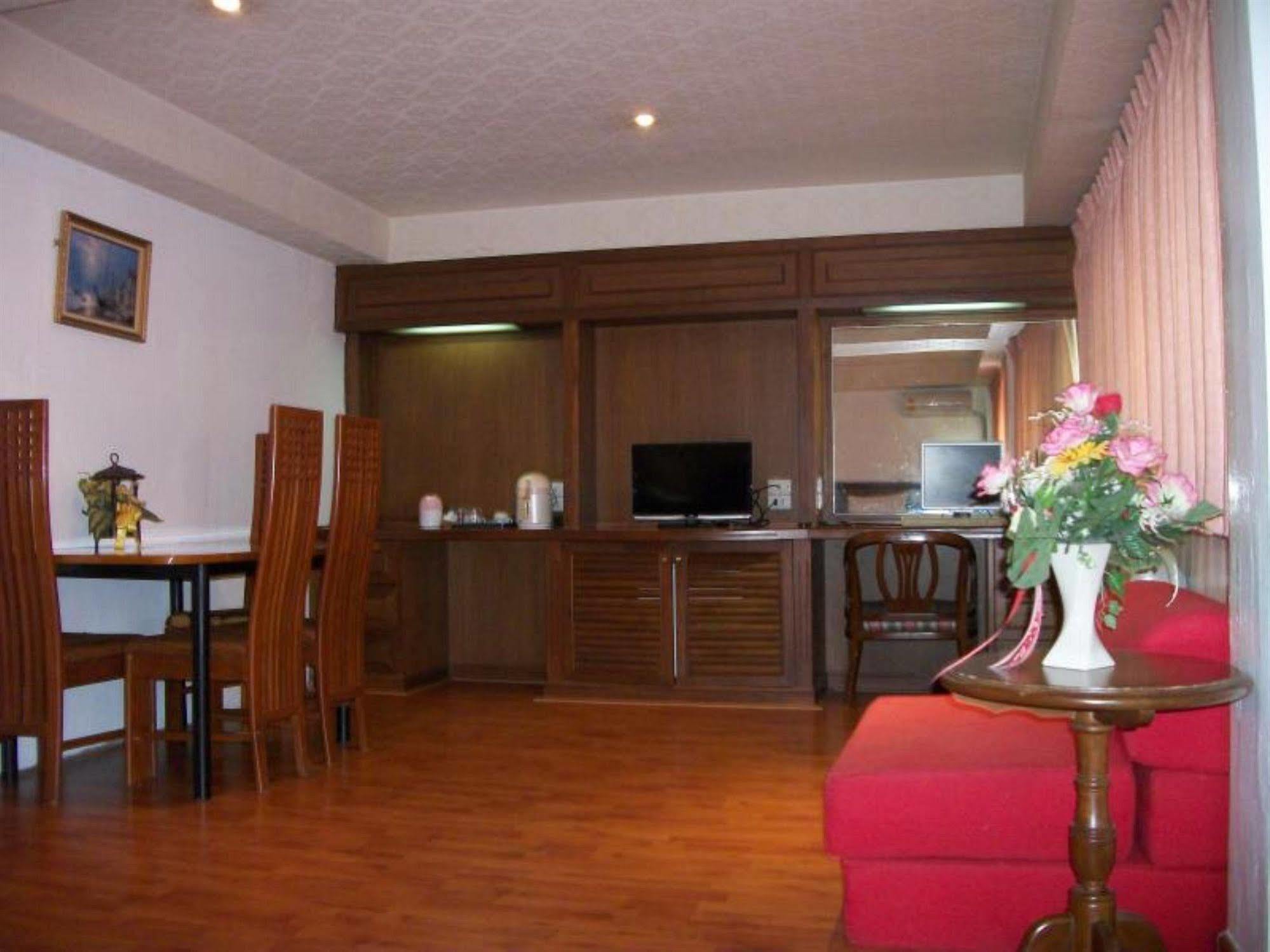 Sawasdee Hotel Khon Kaen Extérieur photo