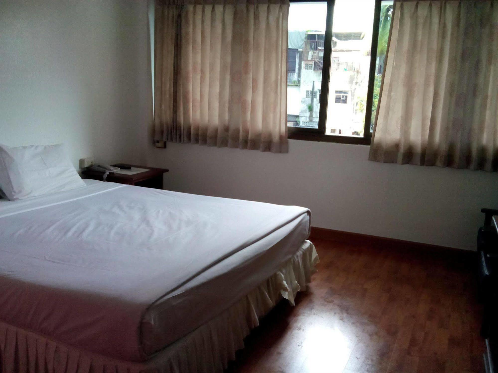 Sawasdee Hotel Khon Kaen Extérieur photo
